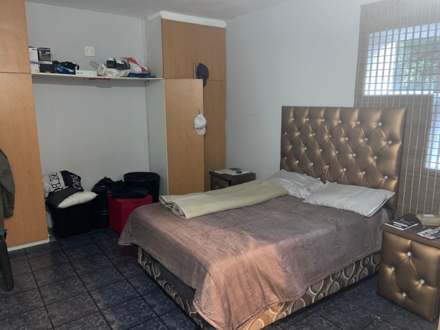 5 Bedroom Property for Sale in Amalinda Eastern Cape